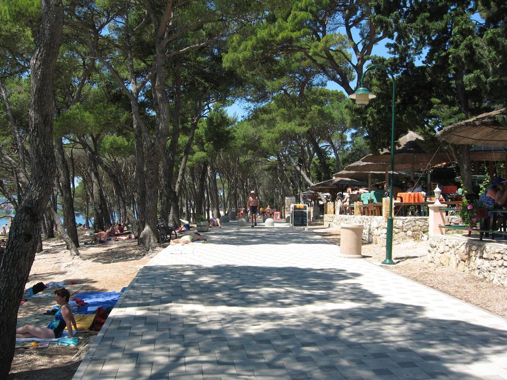 Apartments Blandona Biograd Na Moru Luaran gambar