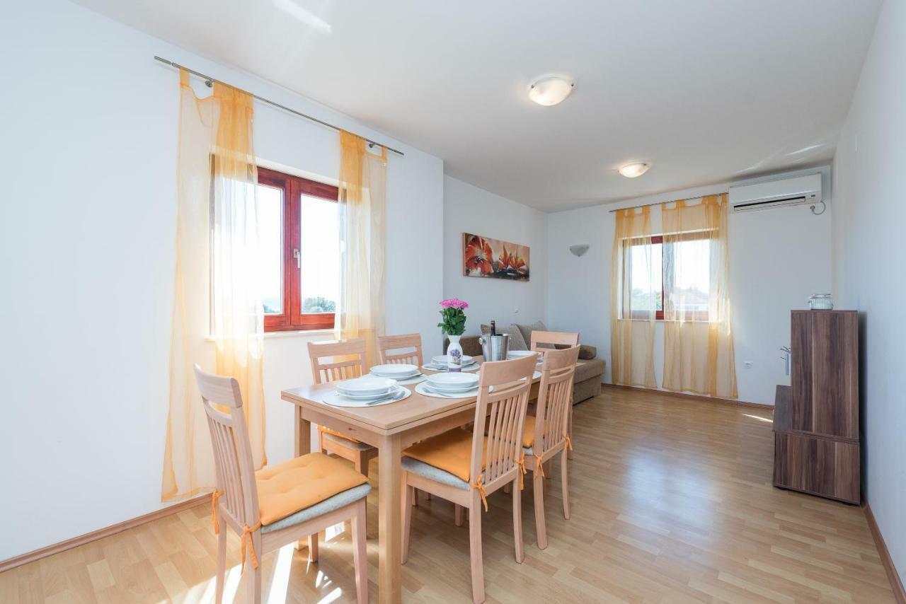 Apartments Blandona Biograd Na Moru Luaran gambar