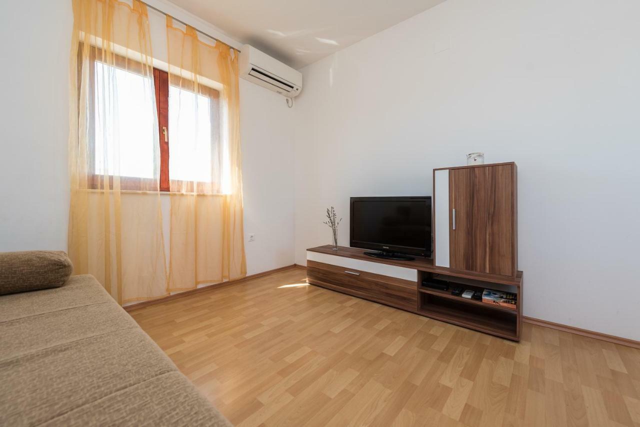 Apartments Blandona Biograd Na Moru Luaran gambar